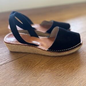 Black Suede Avarca/Mibo Sandals (size 40/9-9.5)